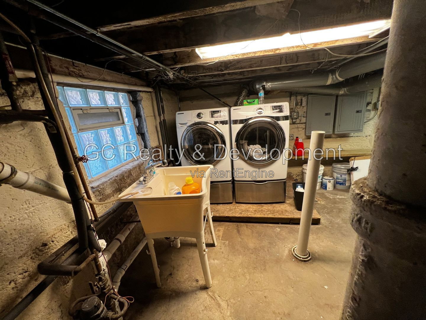 Gallery Image 14