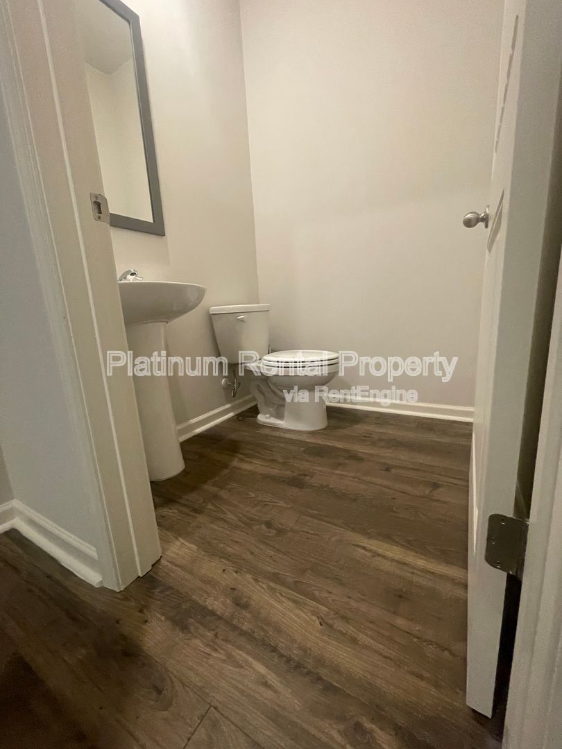 Gallery Image 17