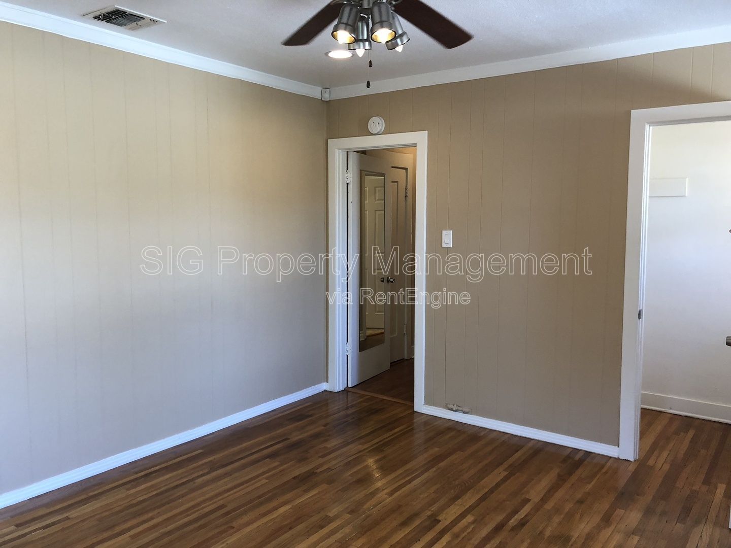 Gallery Image 11