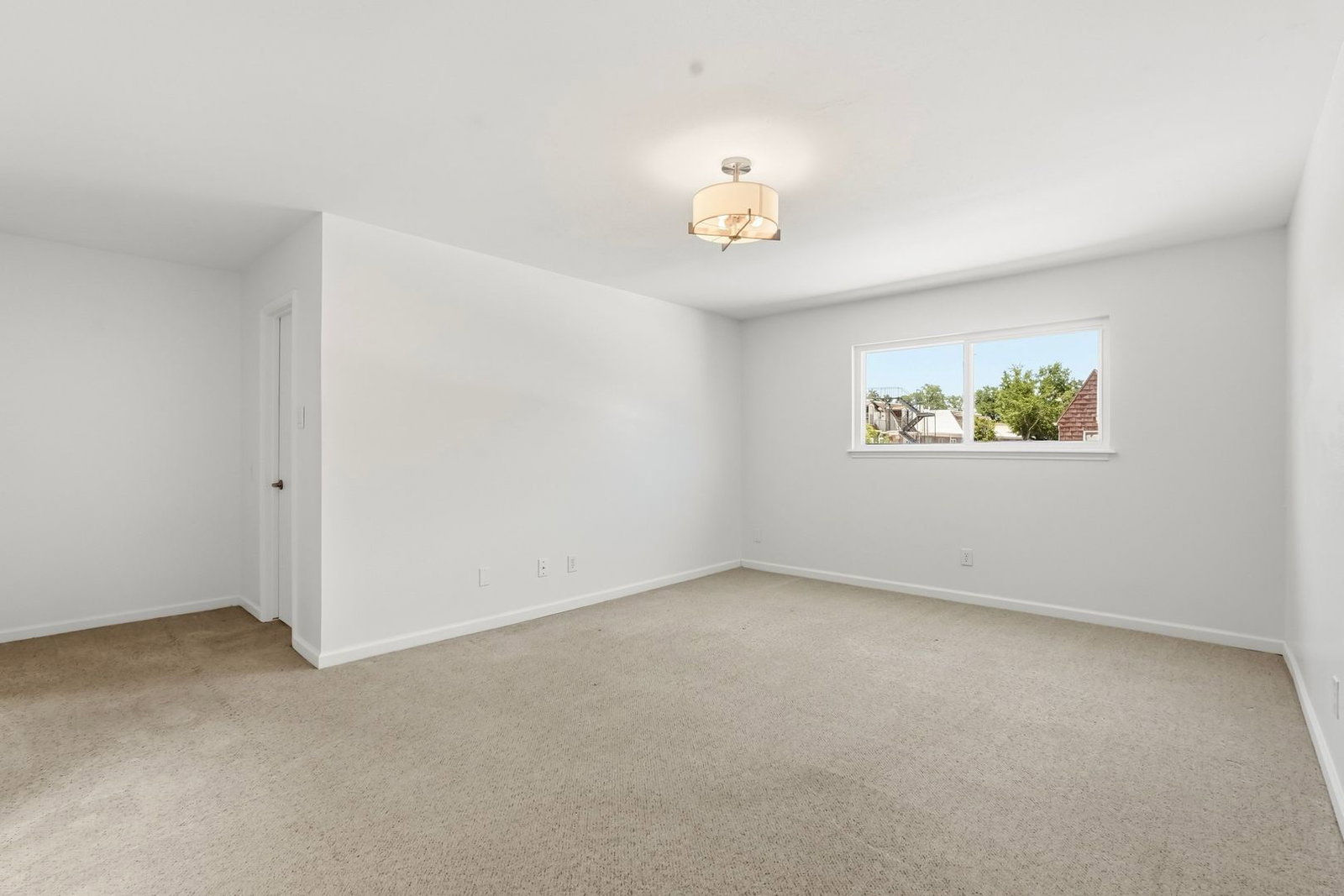 Gallery Image 19