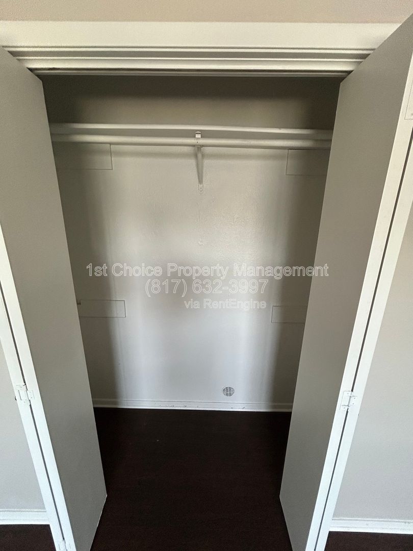 Gallery Image 18