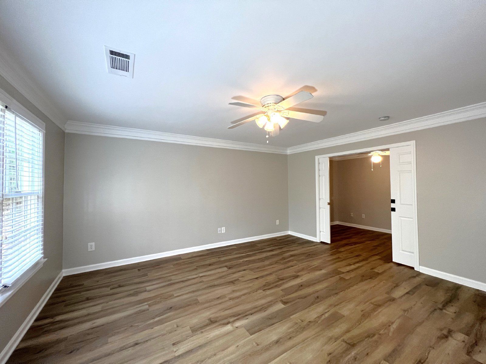 Gallery Image 19