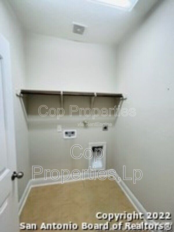 Gallery Image 17