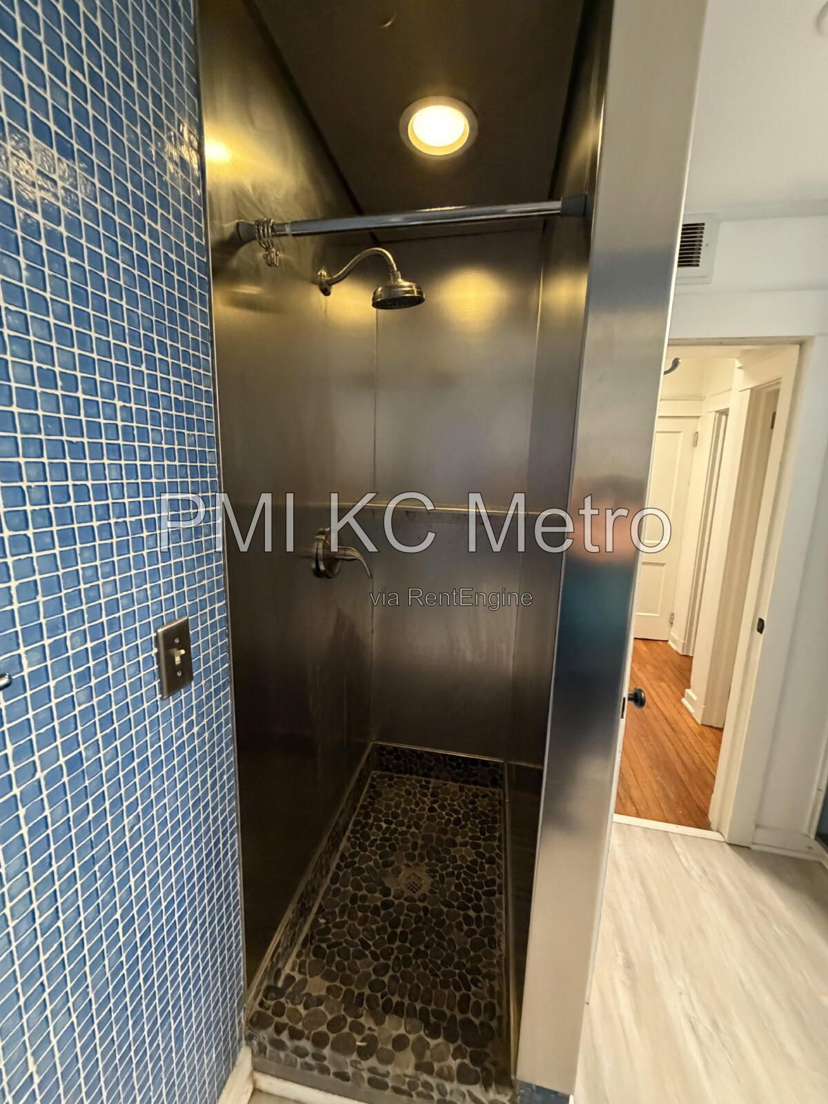 Gallery Image 21