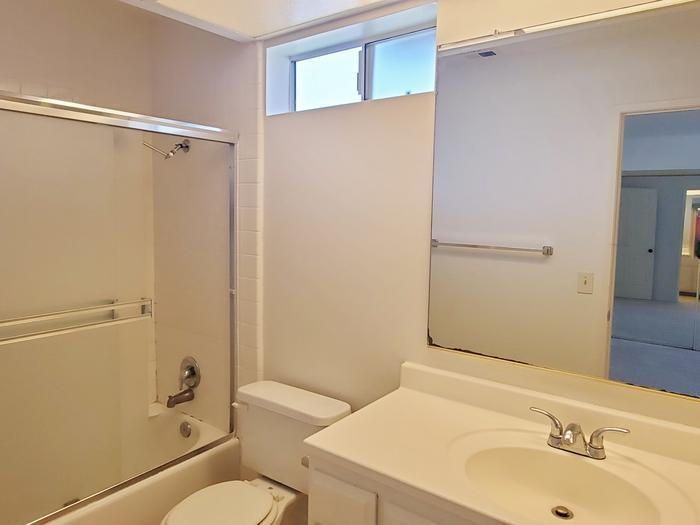 Gallery Image 17