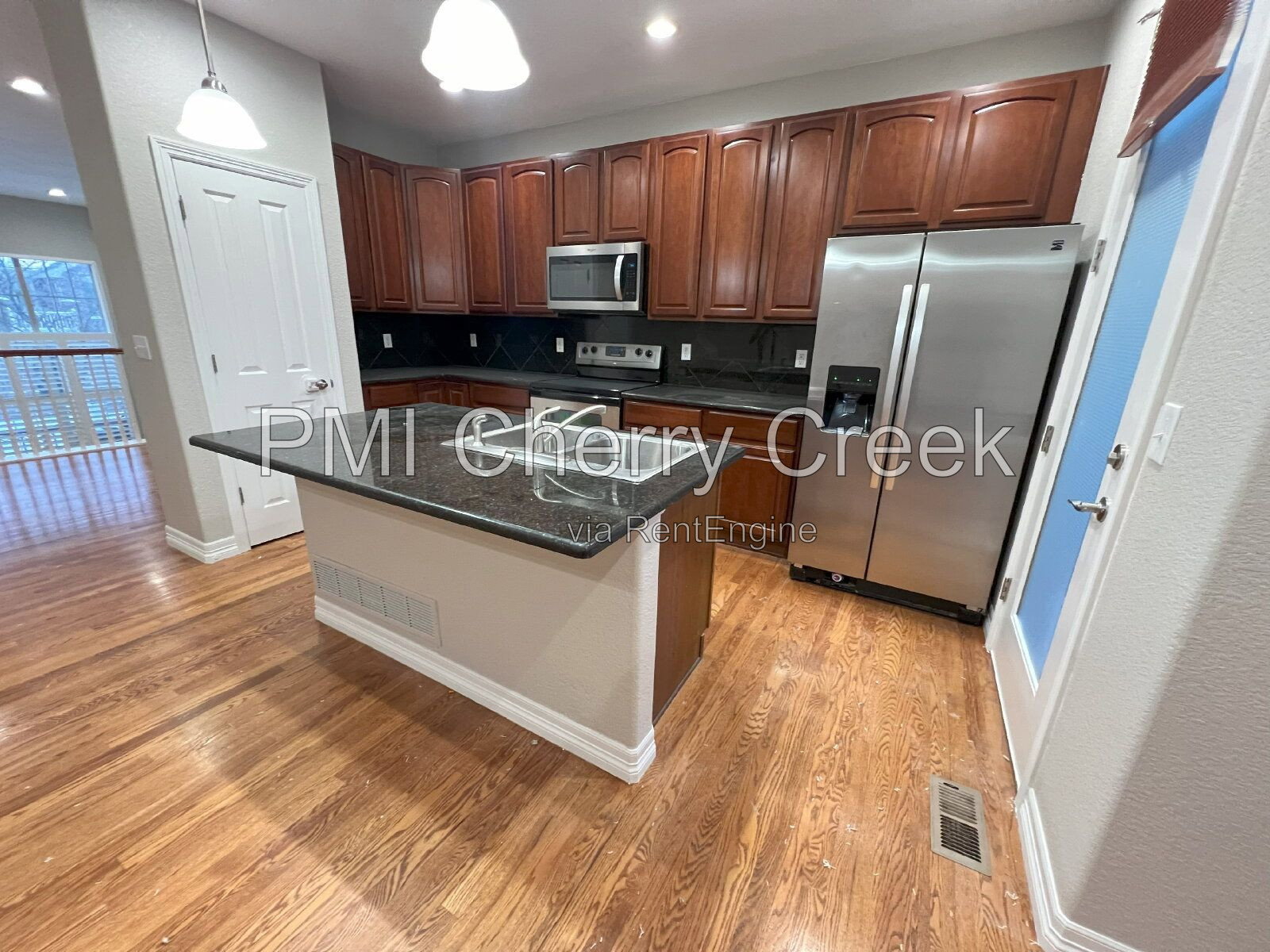 Gallery Image 12