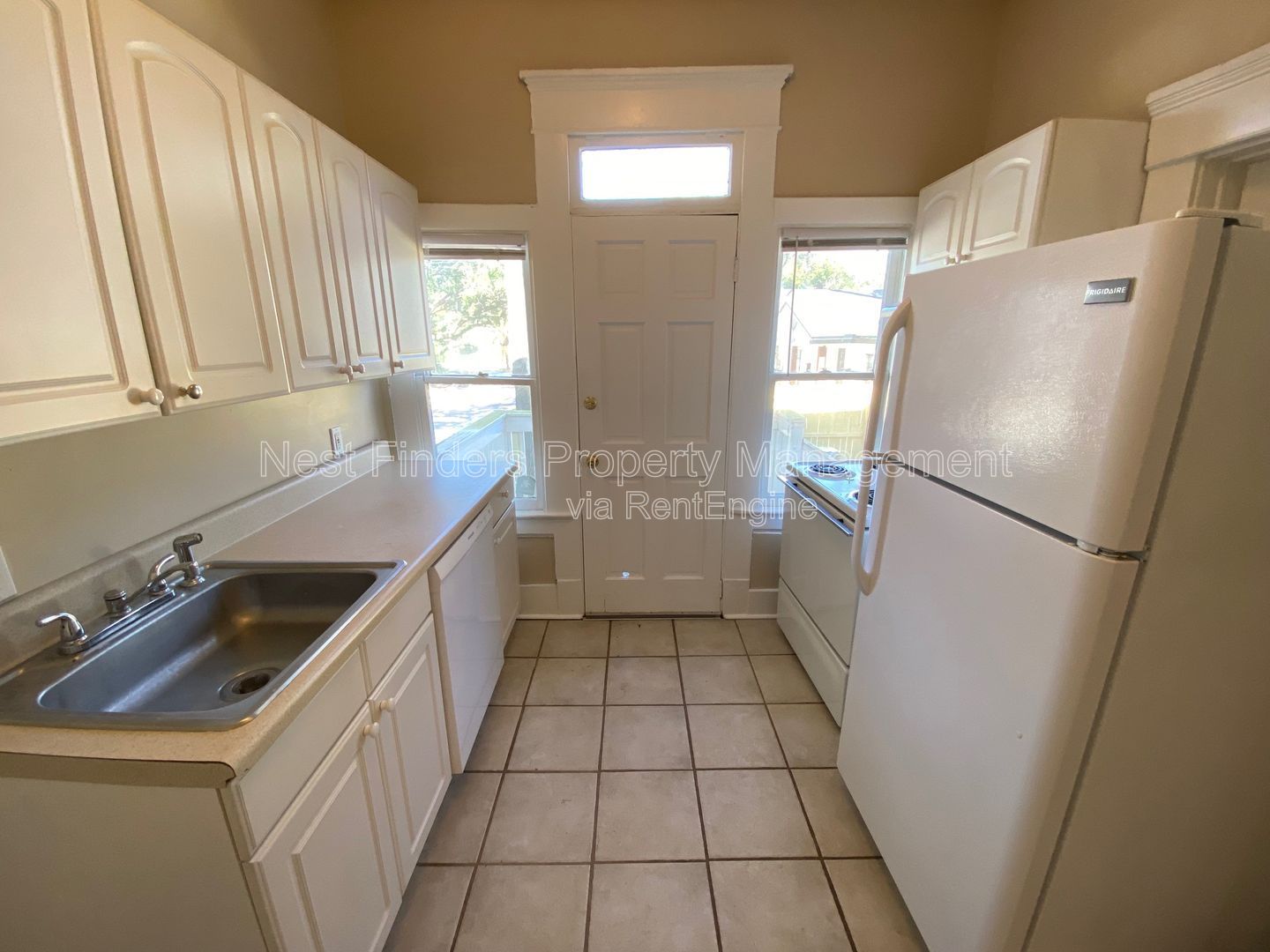 Gallery Image 13