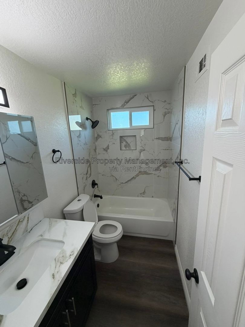Gallery Image 22
