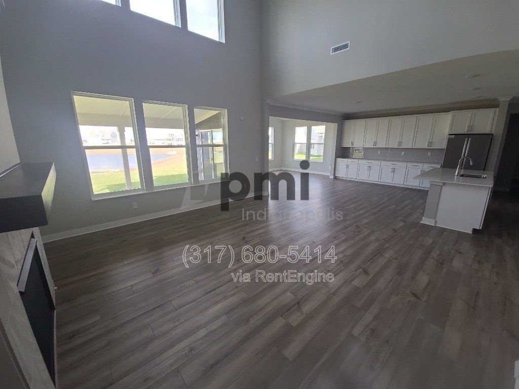 Gallery Image 15