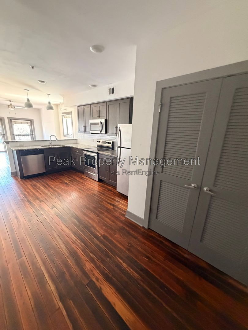 Gallery Image 10