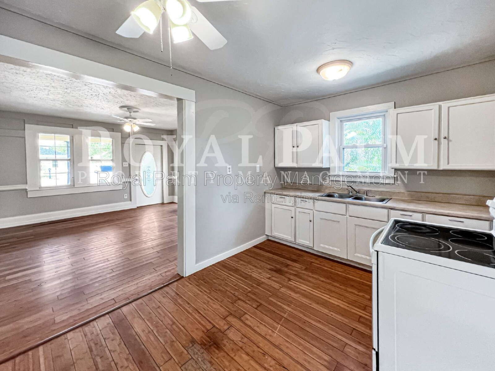 Gallery Image 13