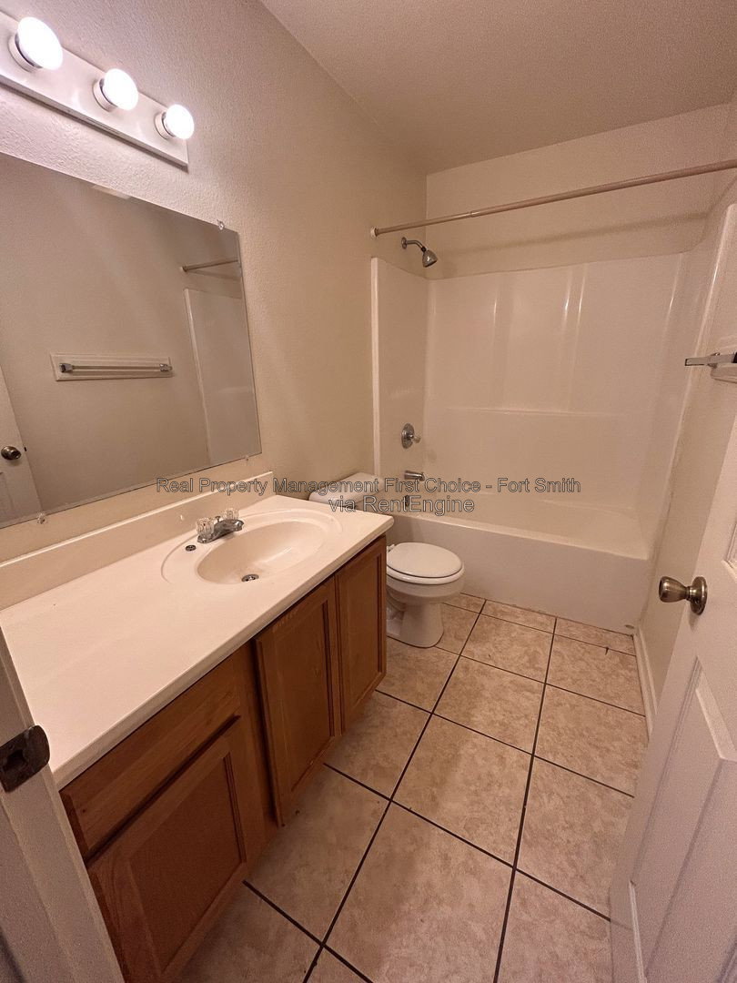 Gallery Image 12