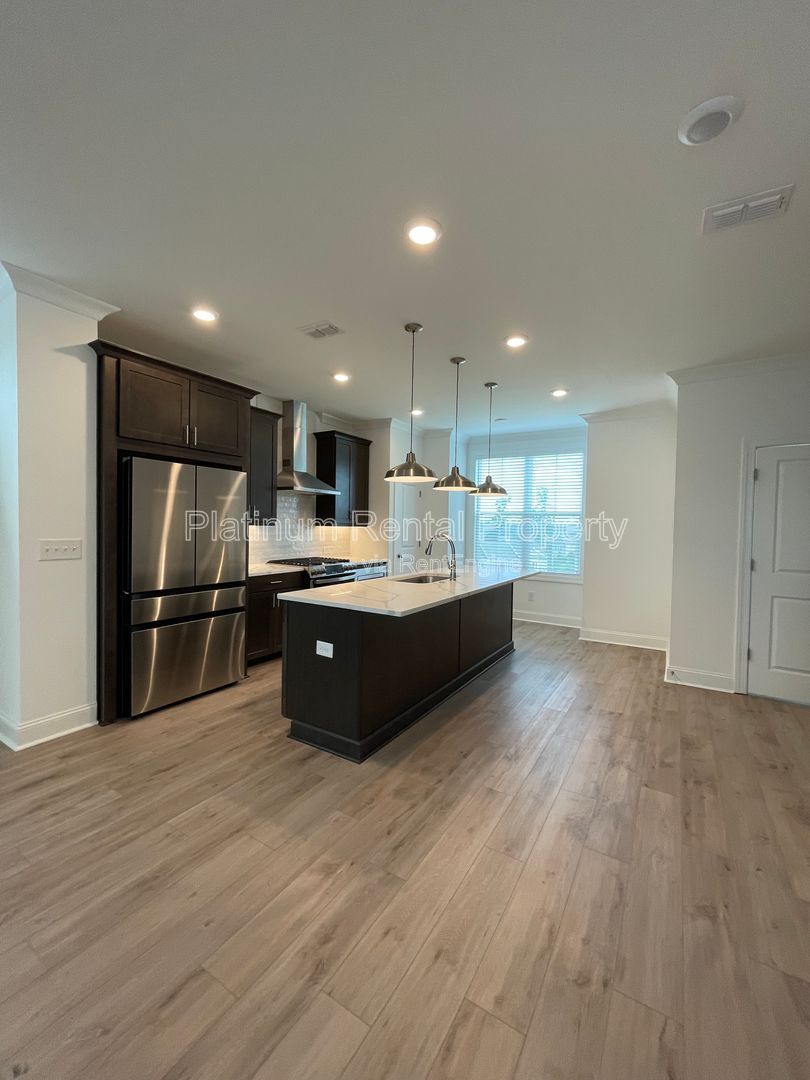 Gallery Image 14