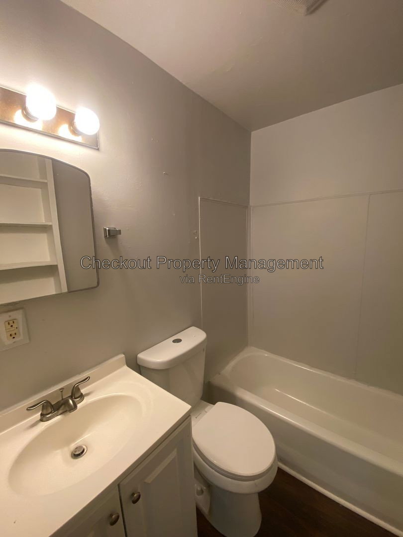 Gallery Image 0
