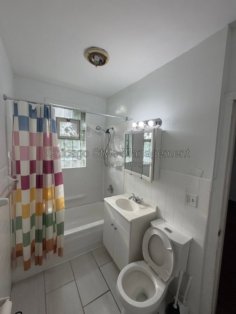 Gallery Image 0