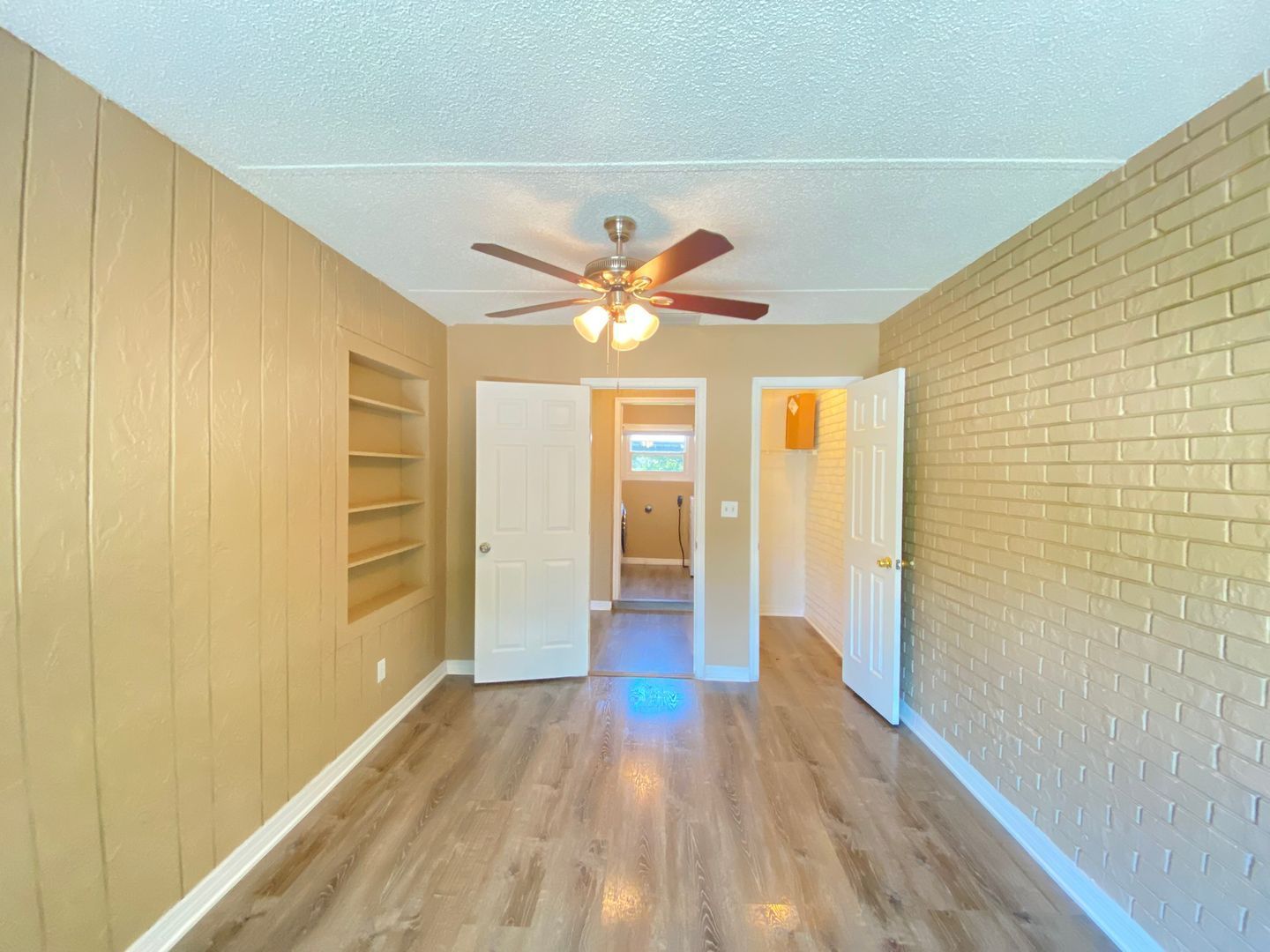 Gallery Image 13