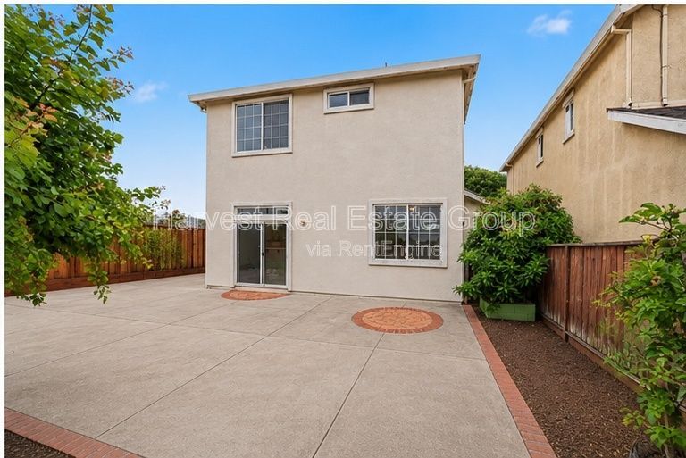Gallery Image 17