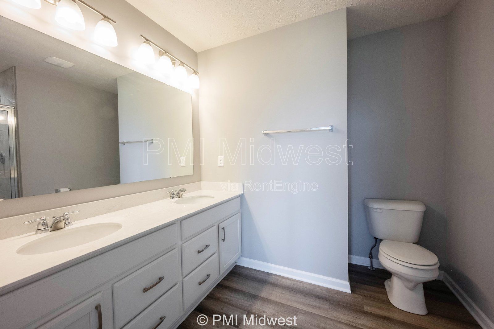 Gallery Image 38