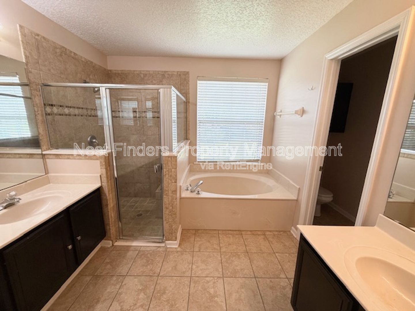 Gallery Image 22