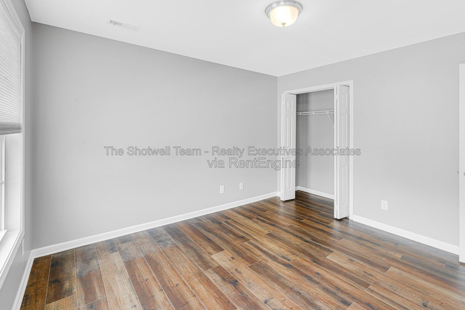 Gallery Image 19