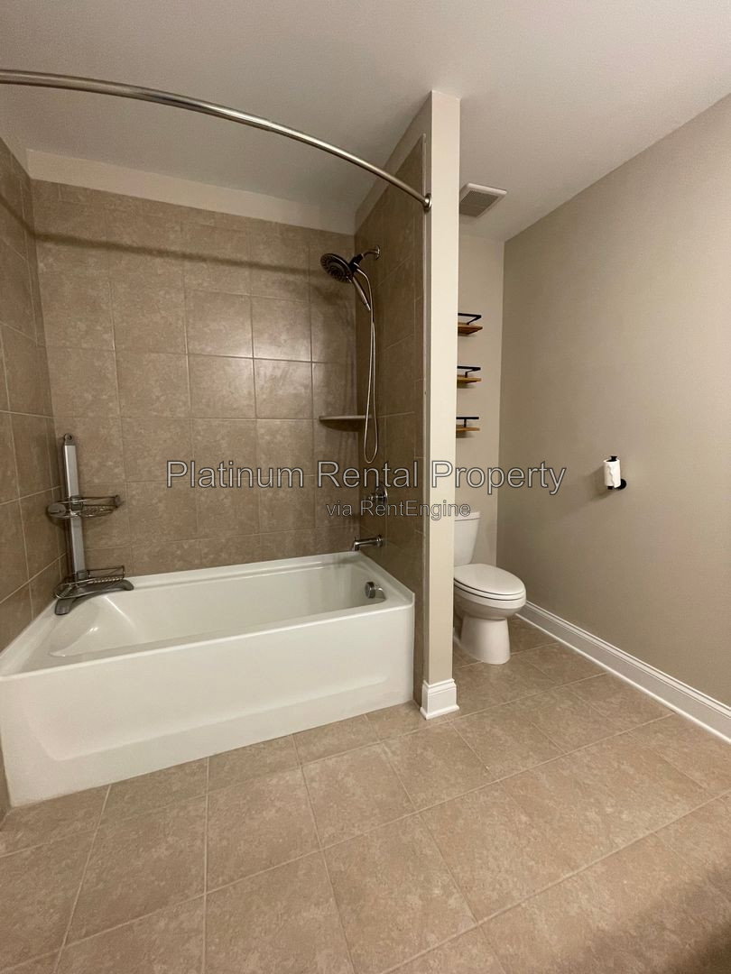 Gallery Image 72