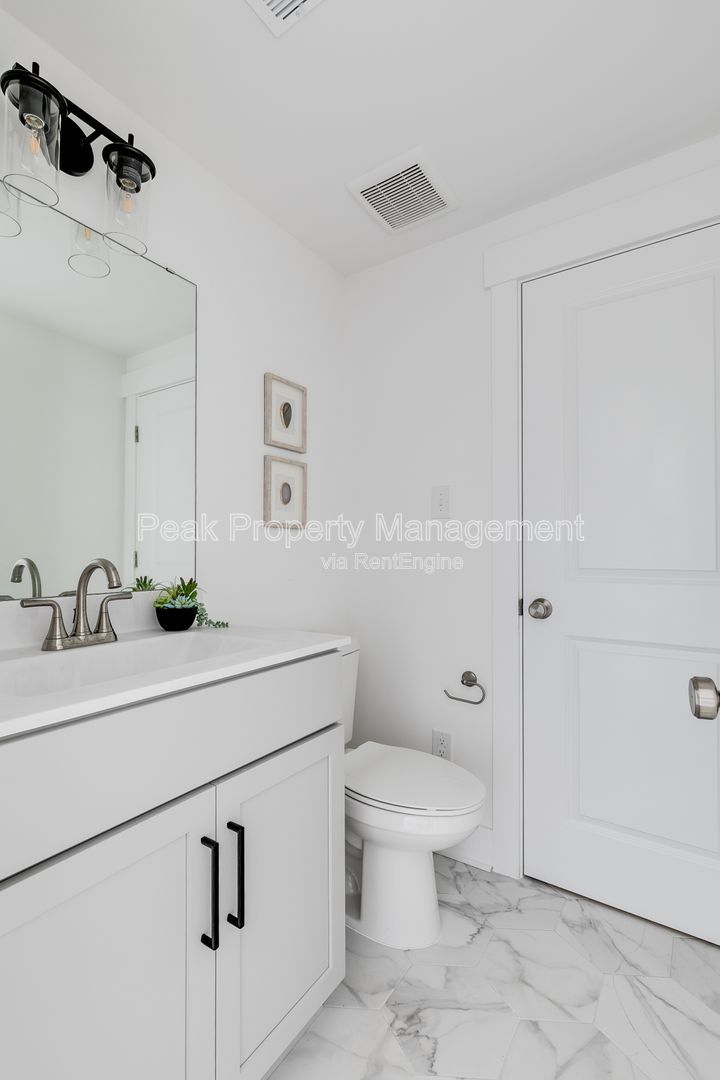Gallery Image 11