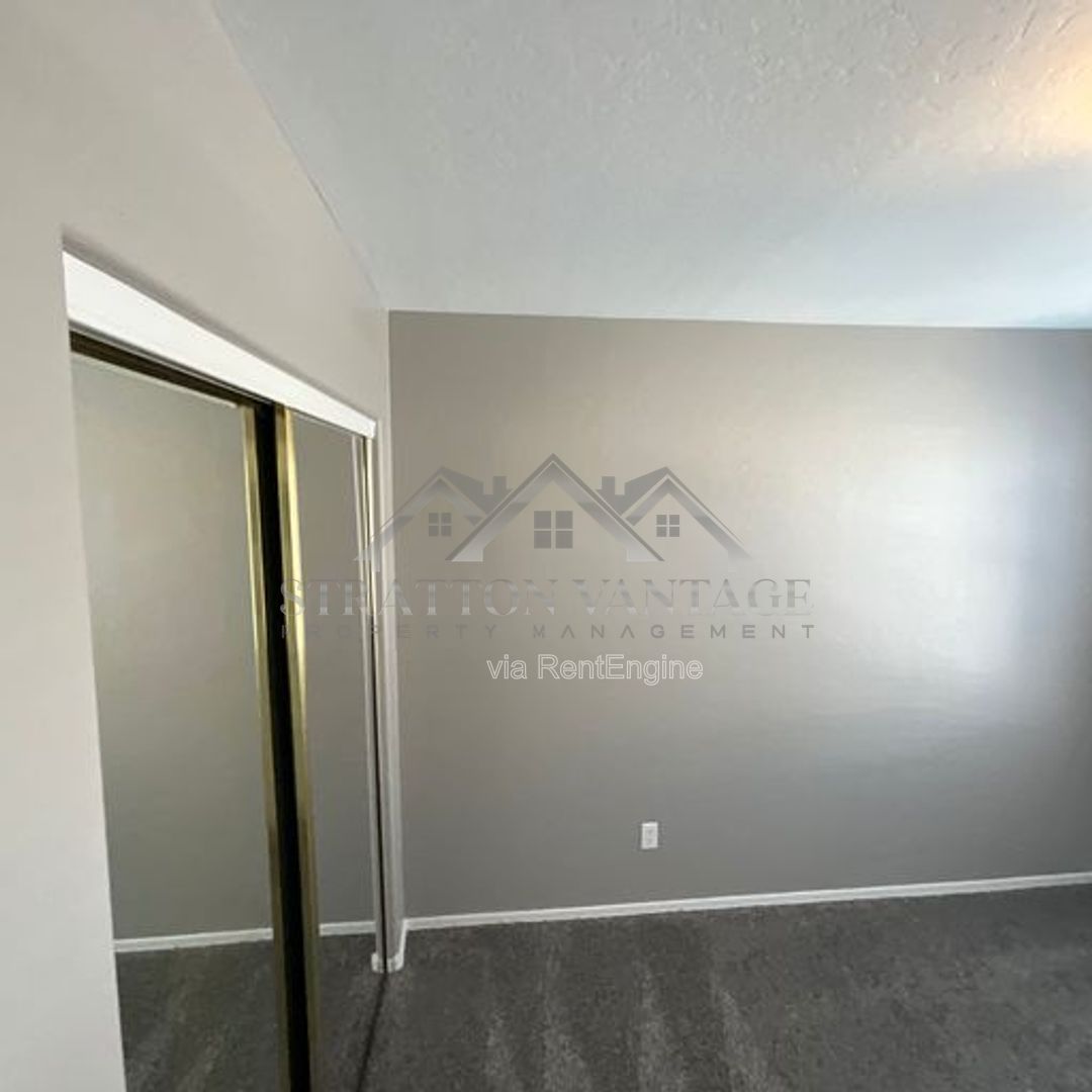 Gallery Image 32