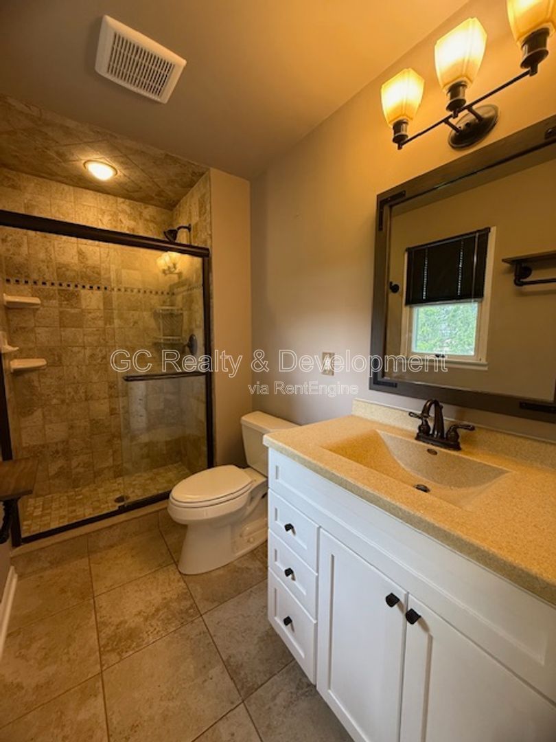 Gallery Image 16