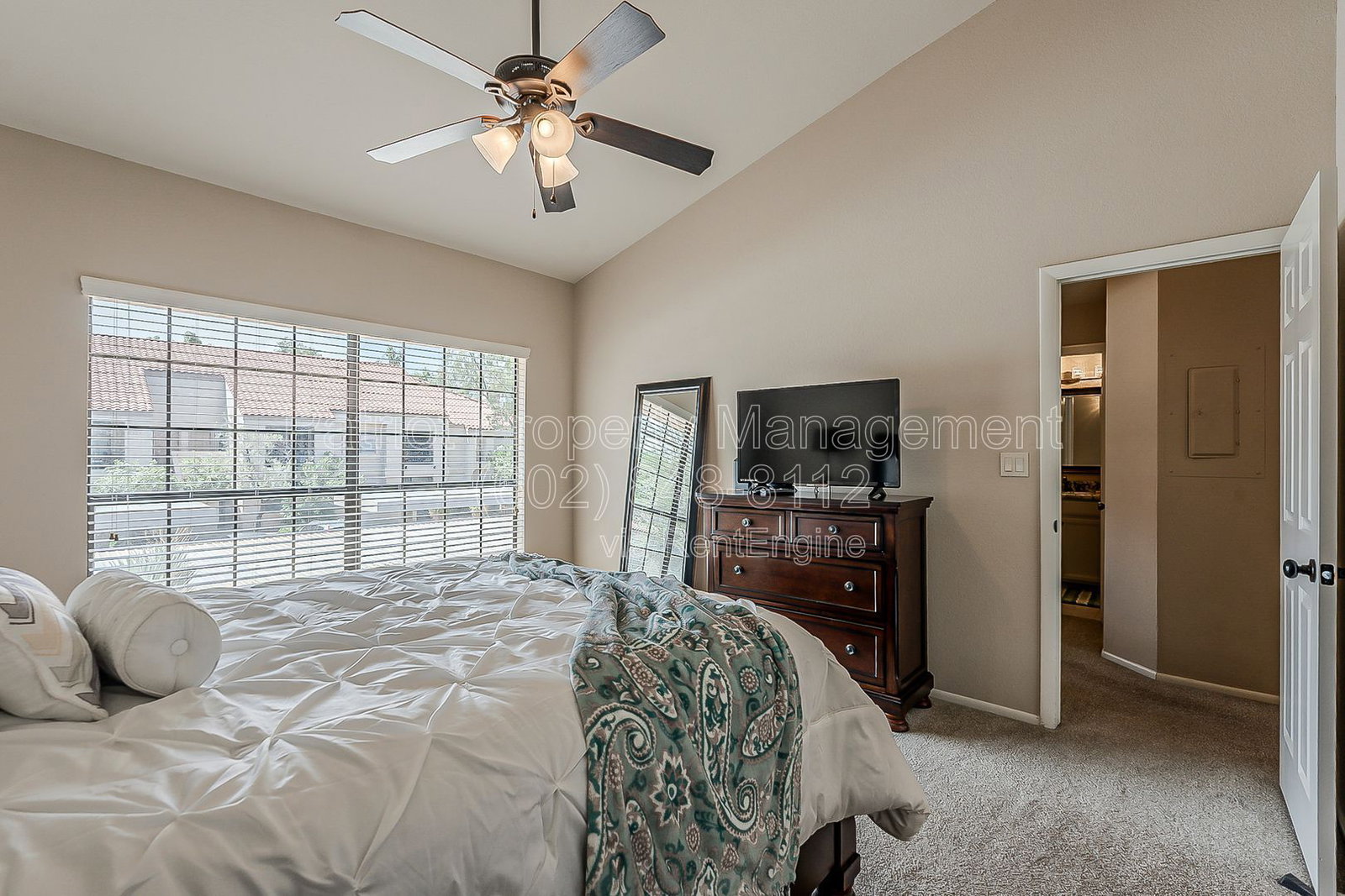 Gallery Image 18