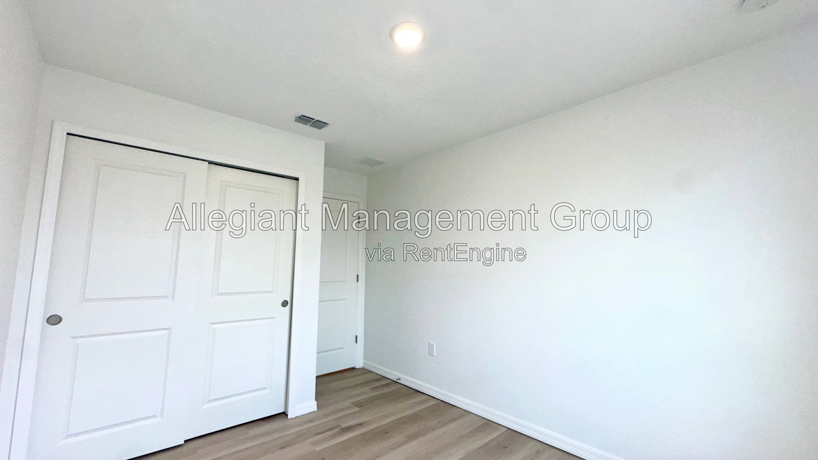 Gallery Image 22