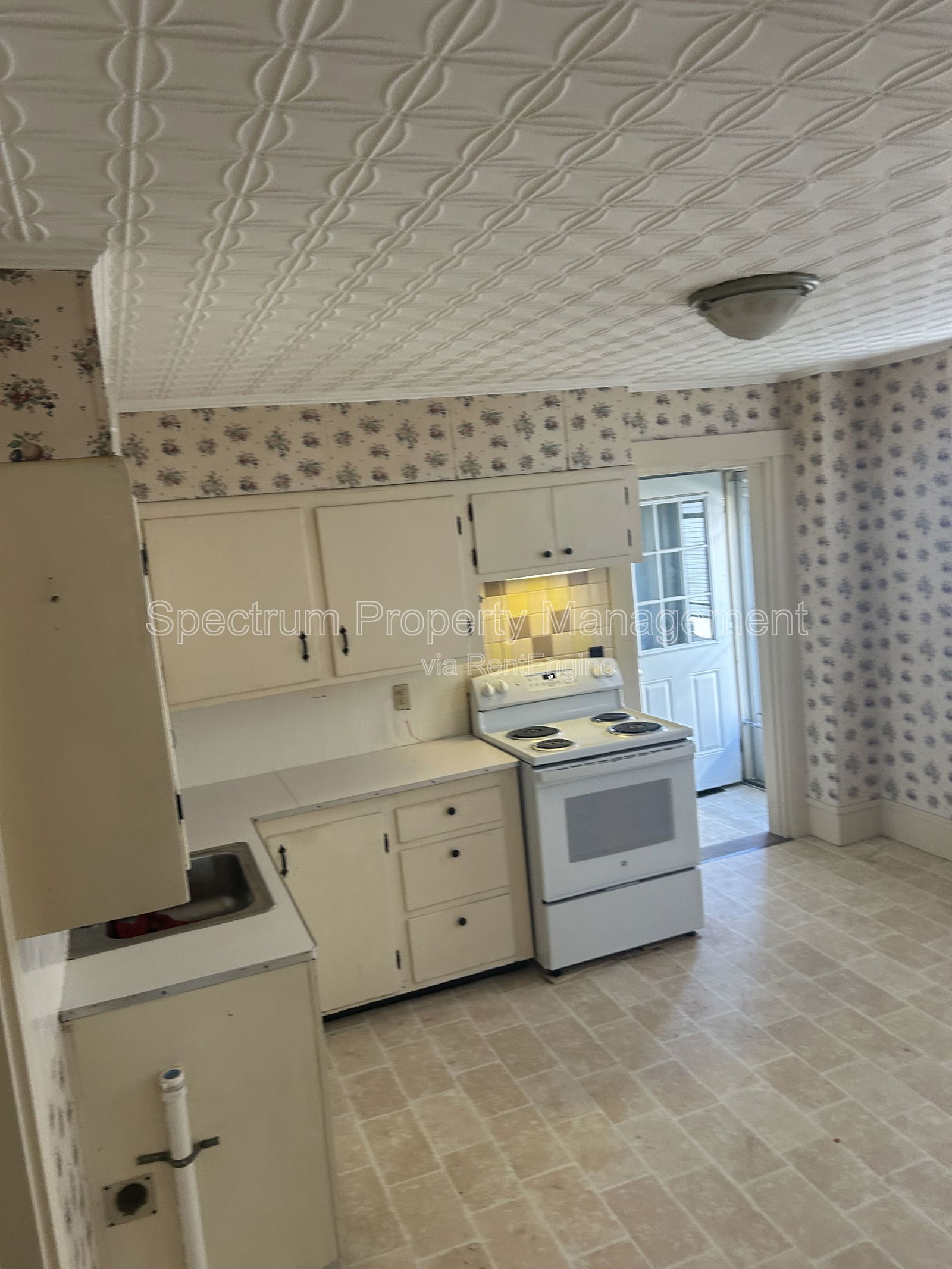 Gallery Image 0