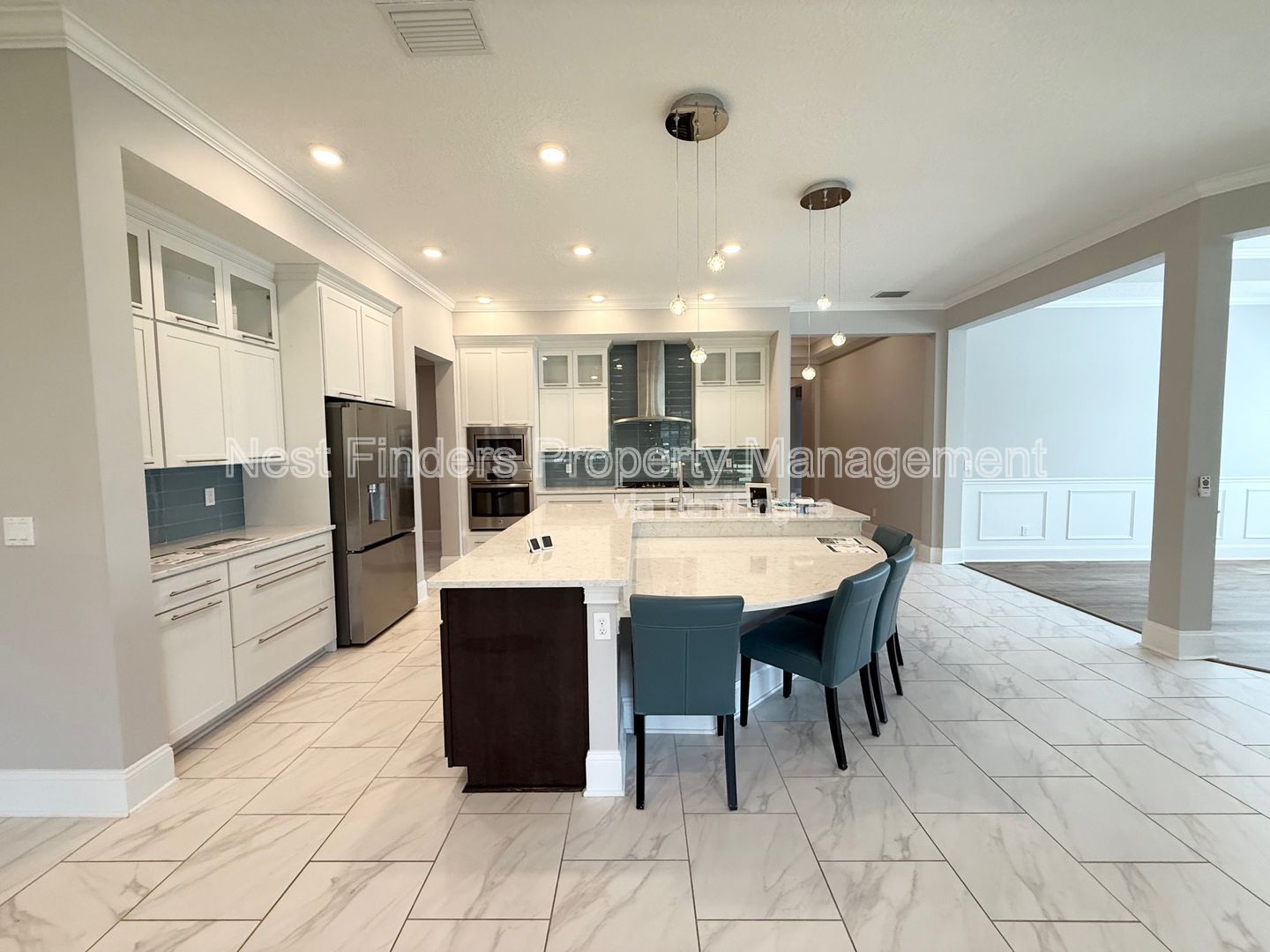 Gallery Image 14