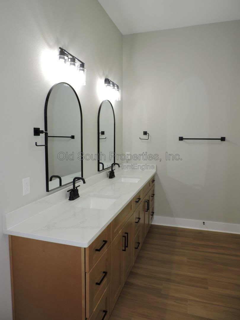 Gallery Image 20