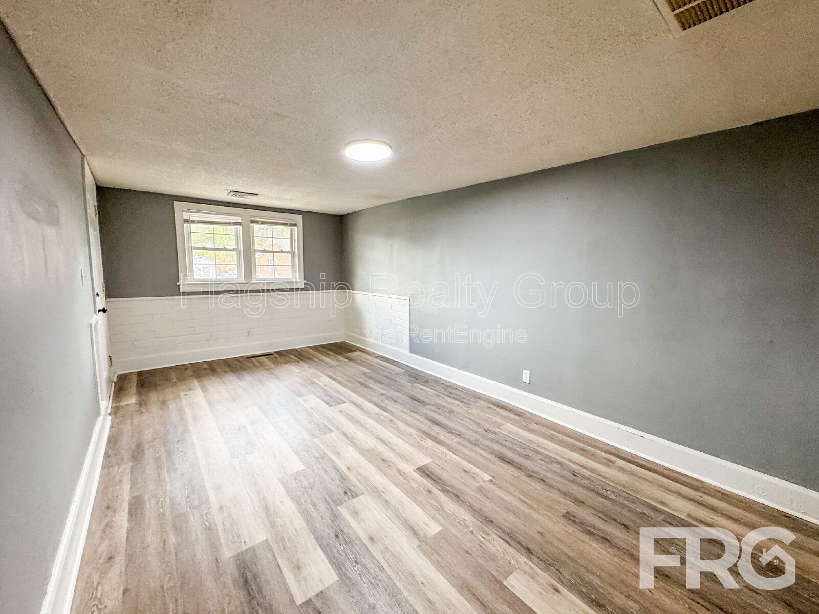 Gallery Image 21
