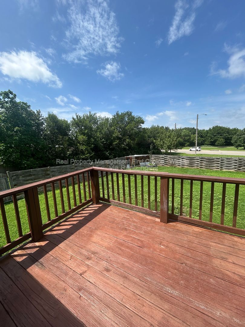 Gallery Image 15