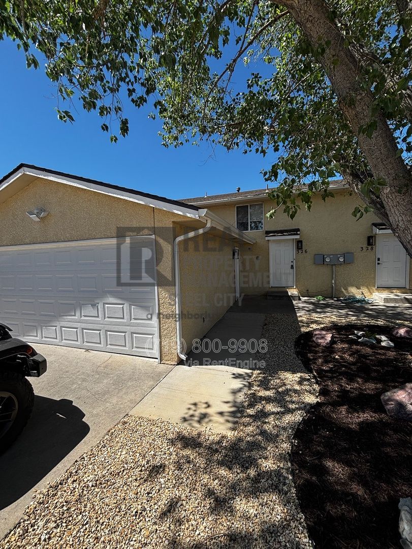 Gallery Image 0
