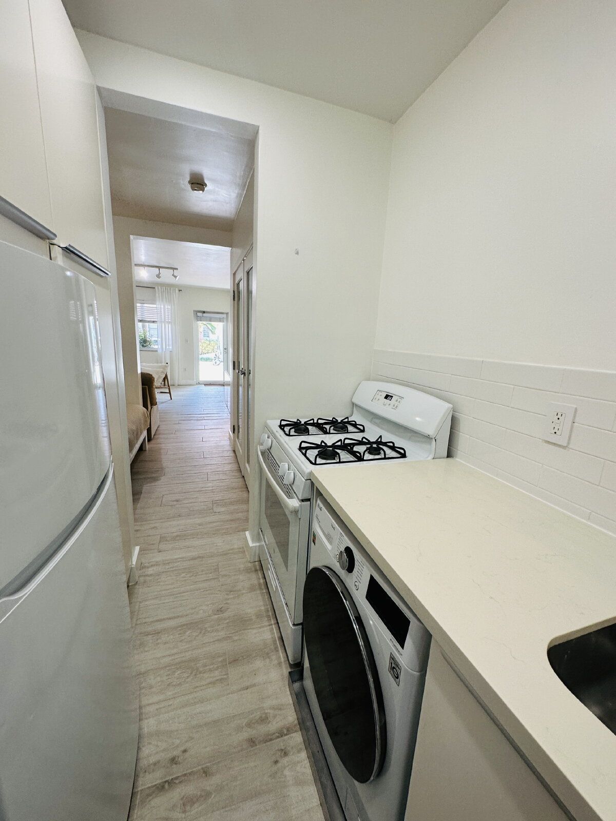 Gallery Image 15