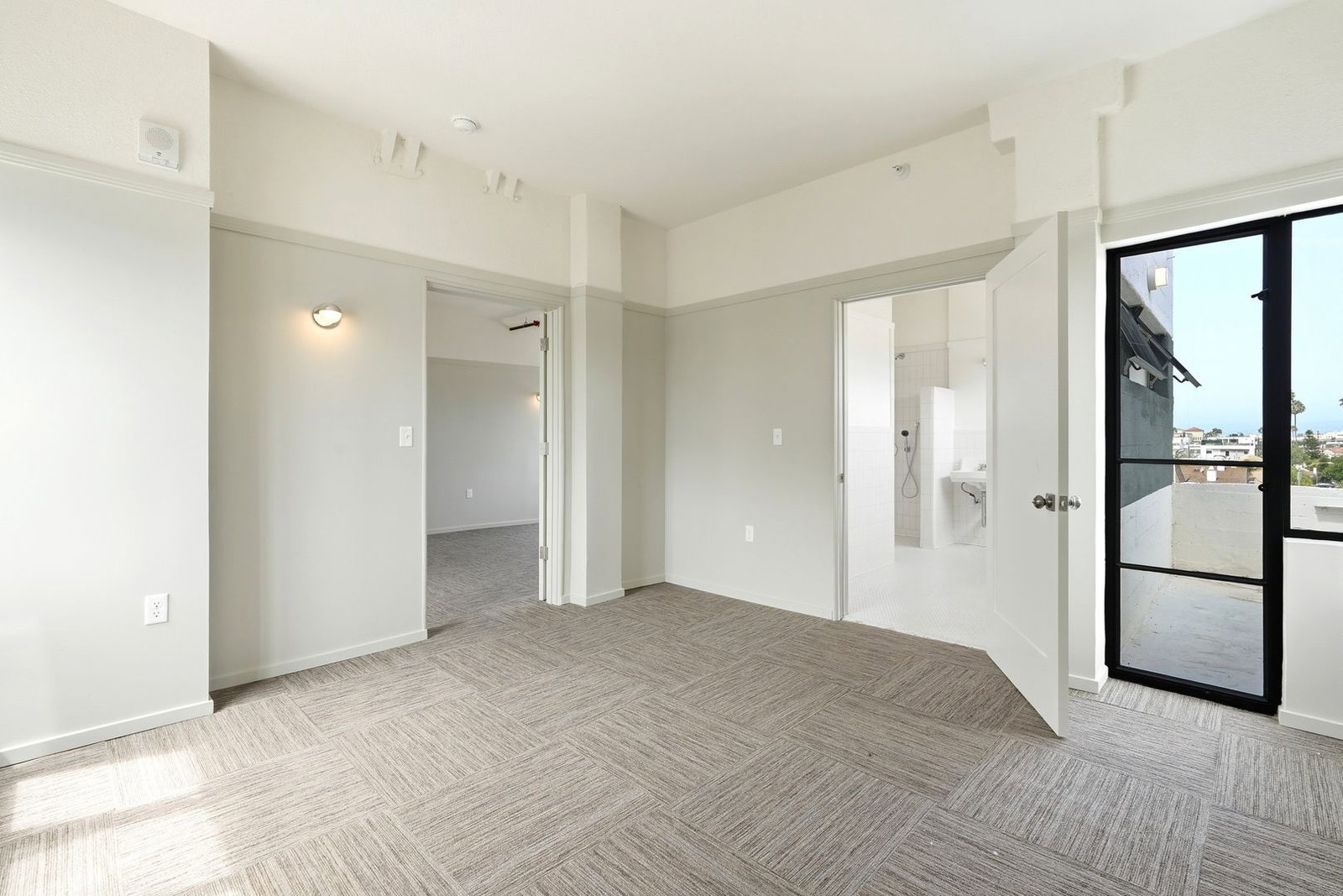 Gallery Image 19