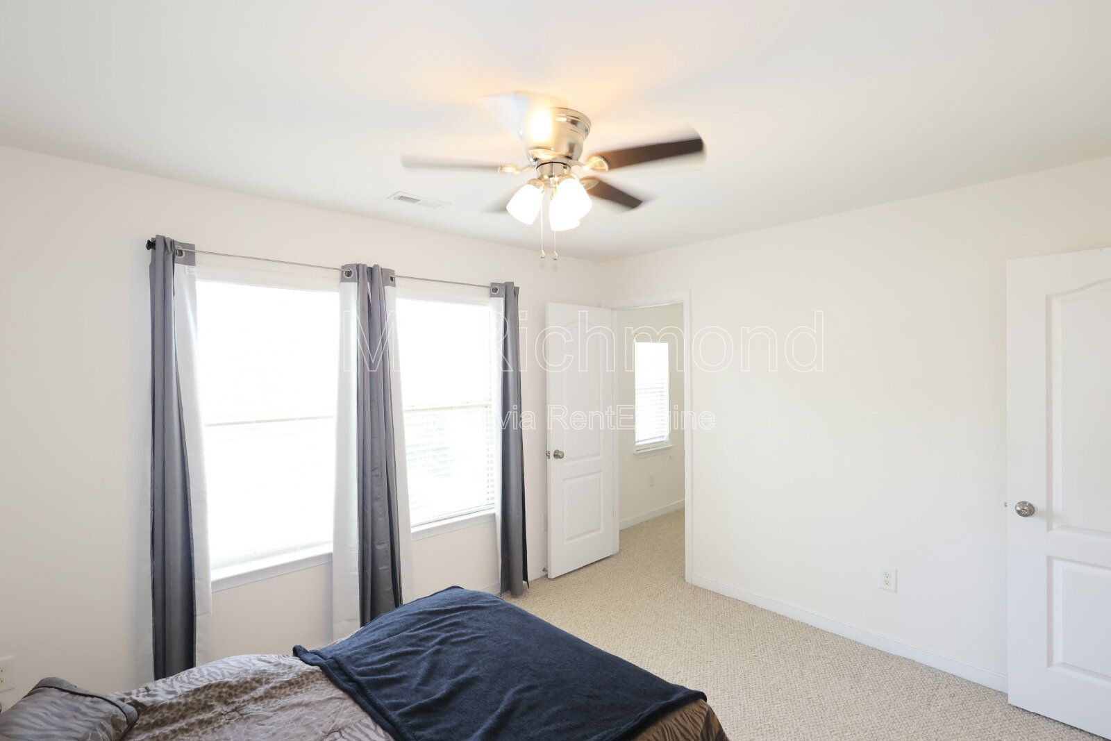 Gallery Image 25