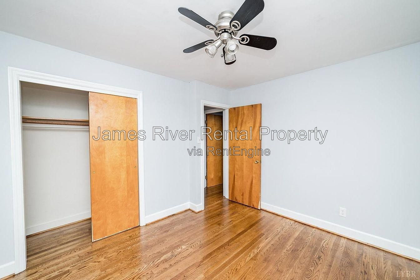 Gallery Image 19