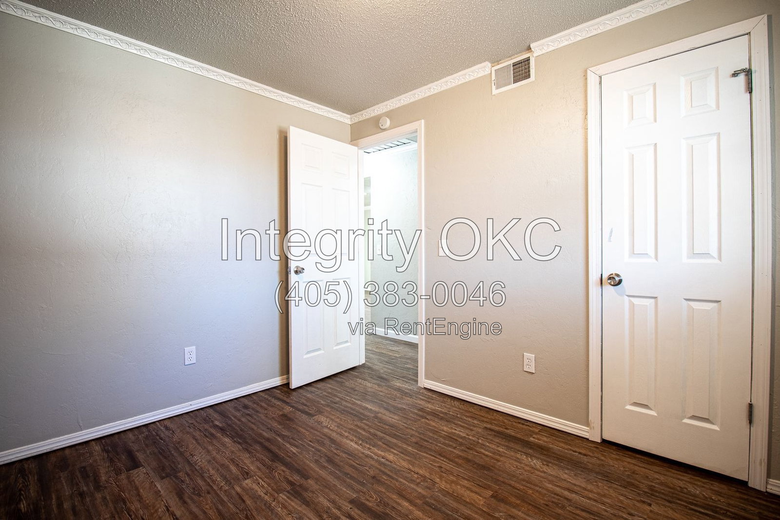 Gallery Image 44