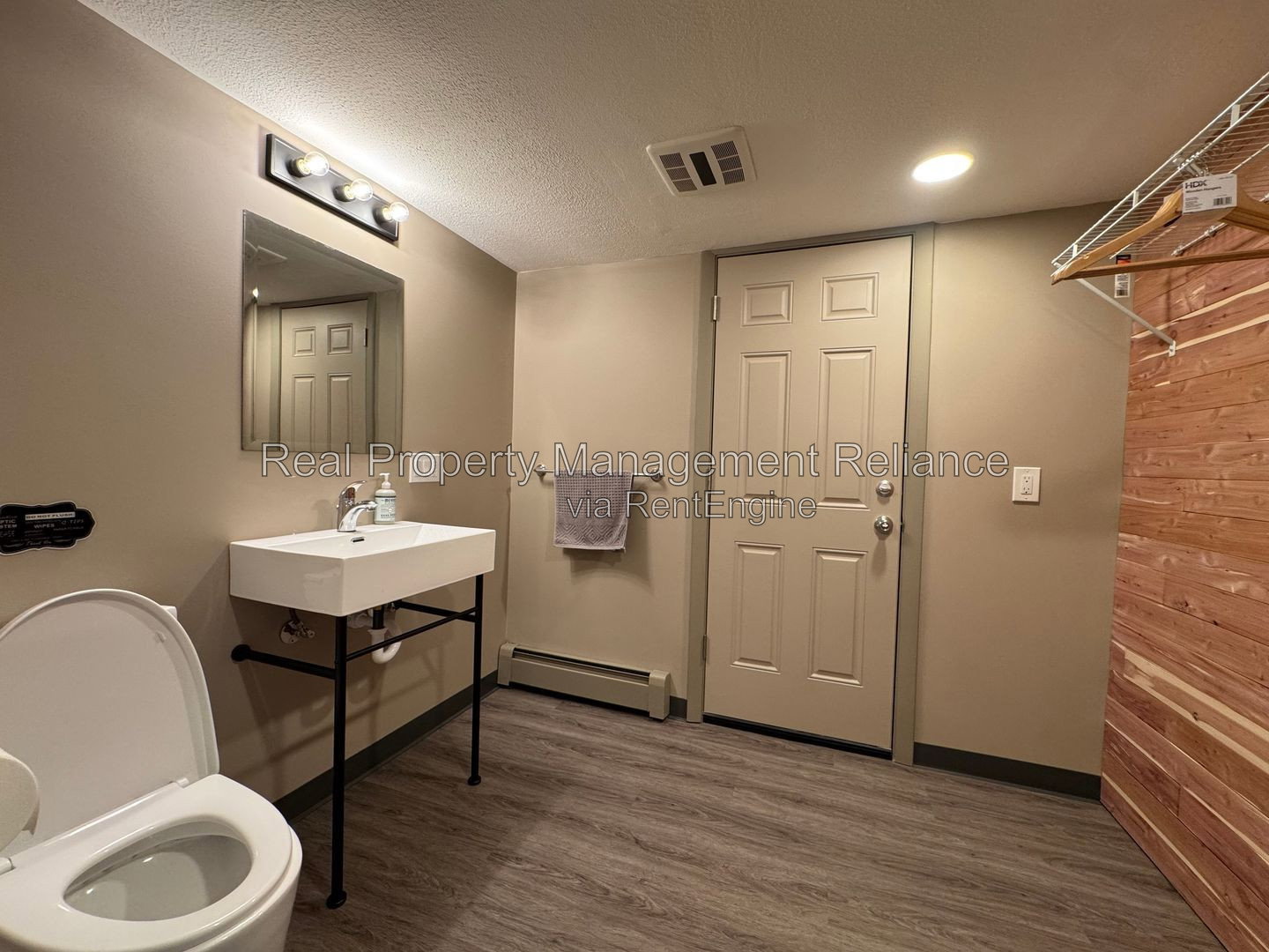 Gallery Image 16
