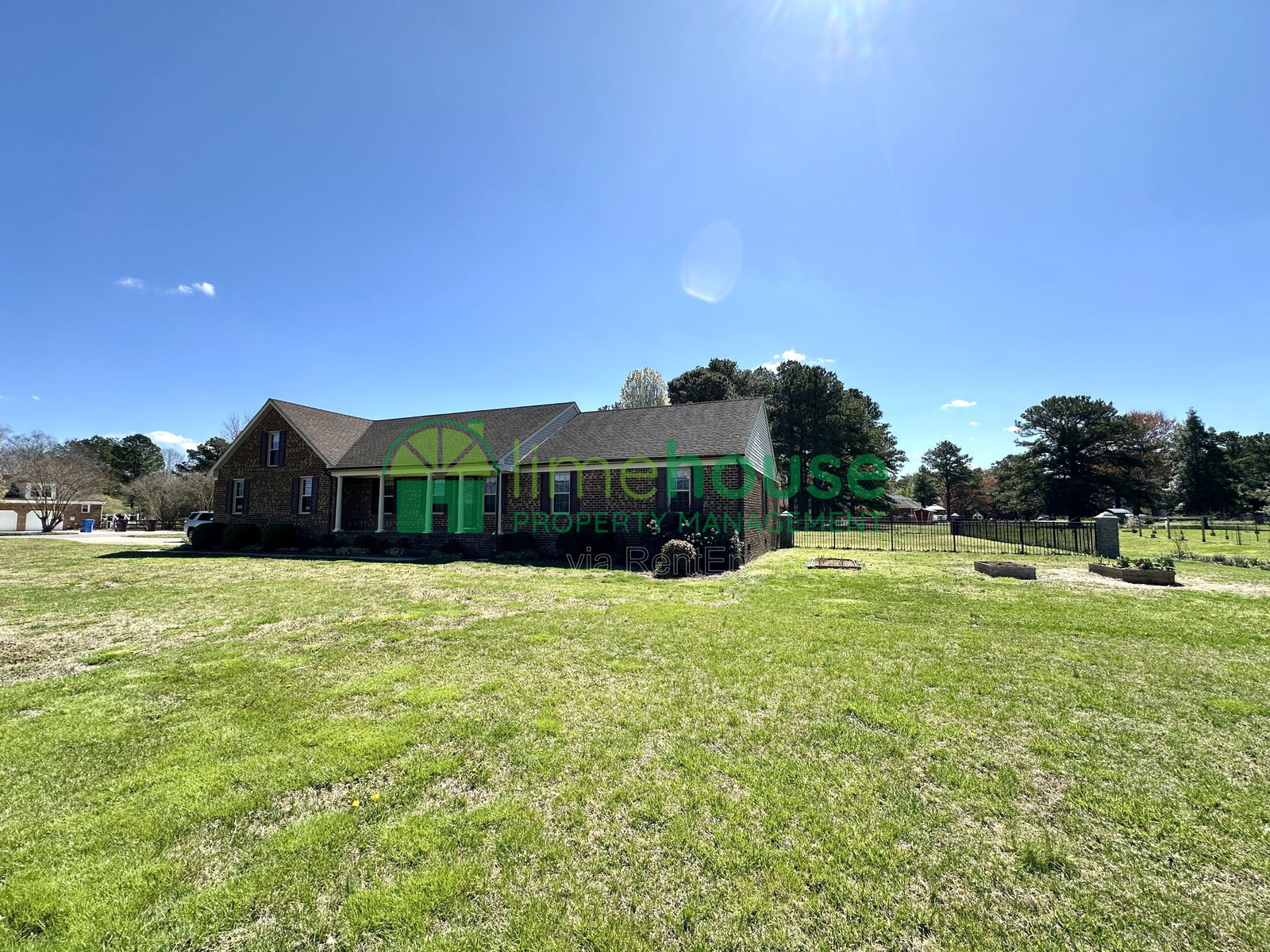 Gallery Image 25