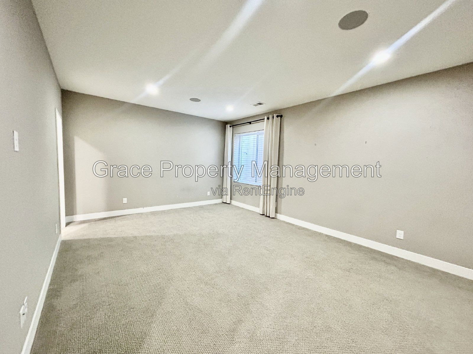 Gallery Image 21