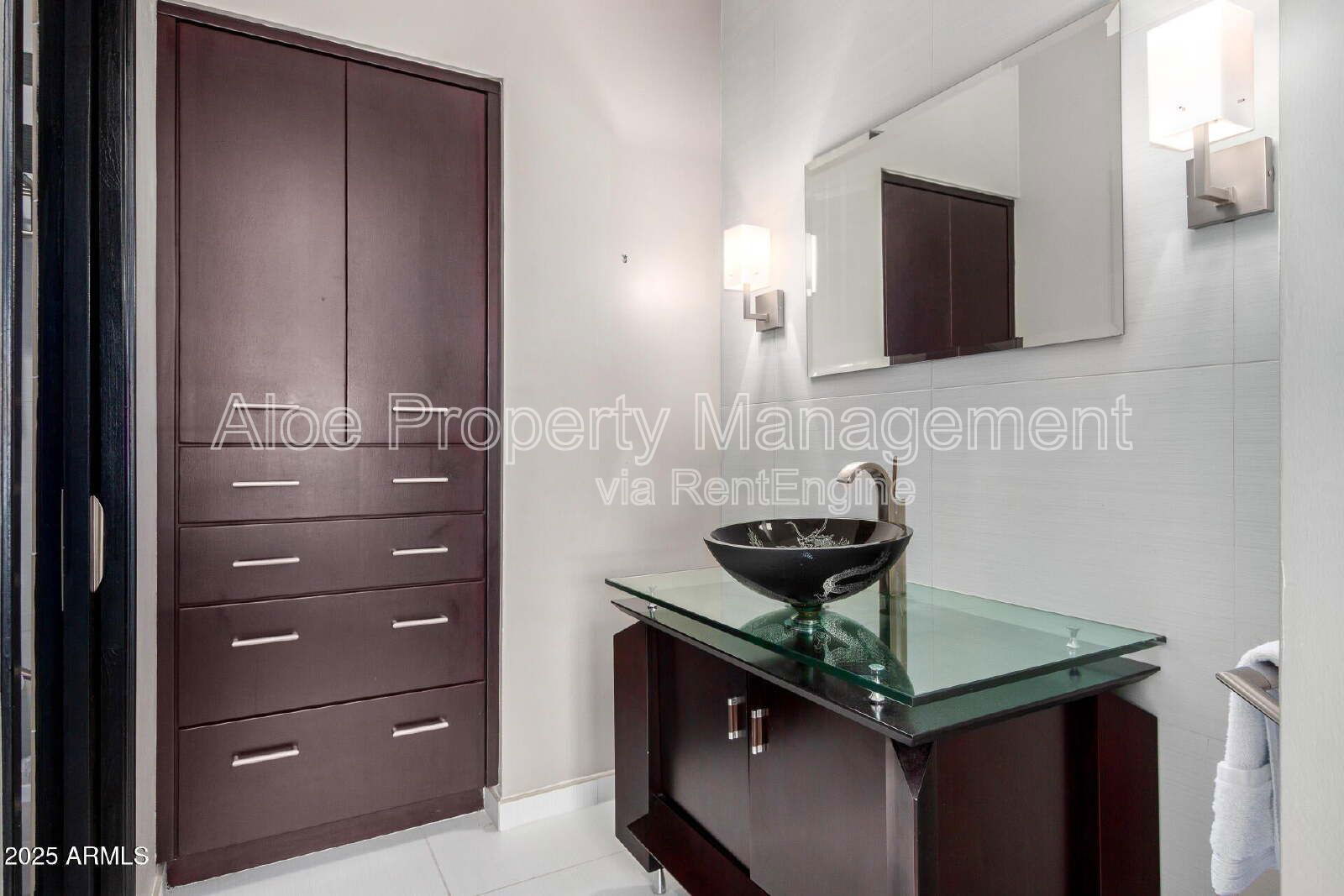 Gallery Image 38