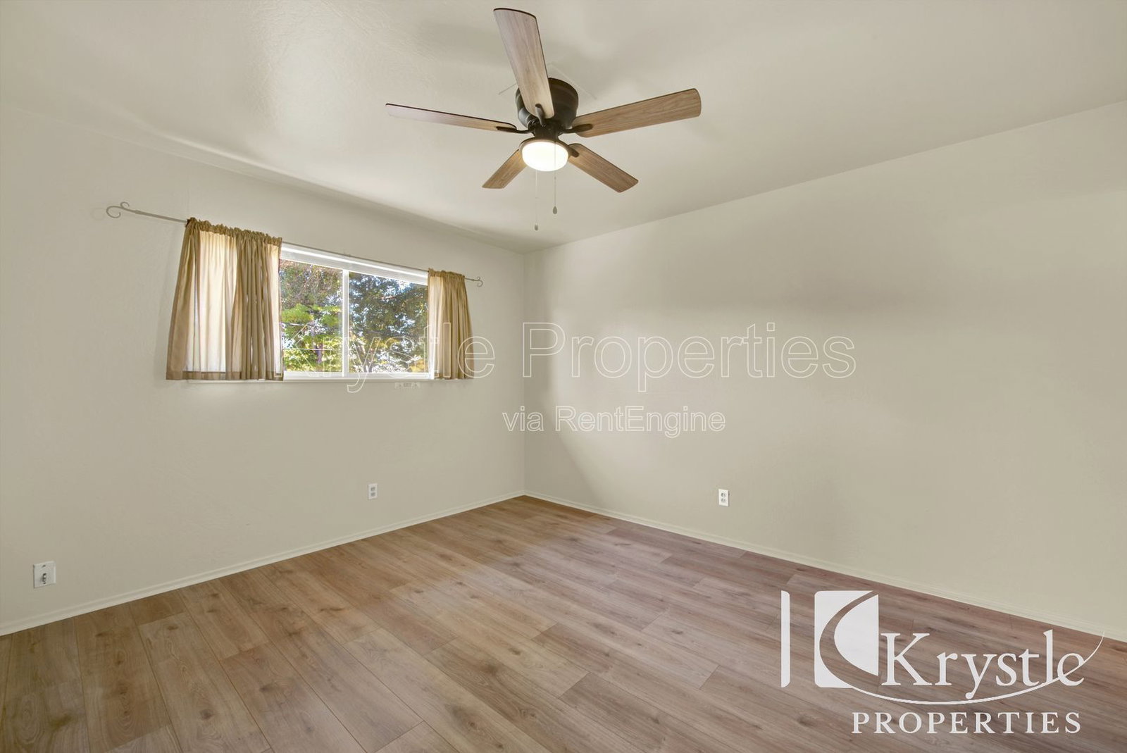 Gallery Image 14