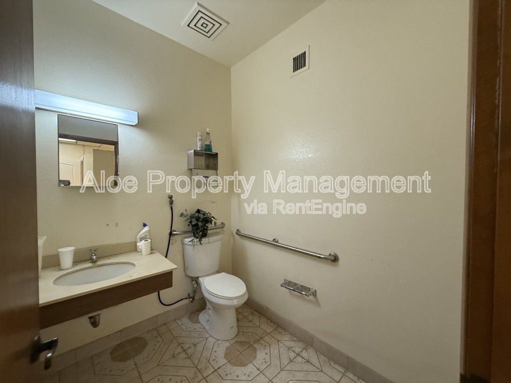 Gallery Image 38