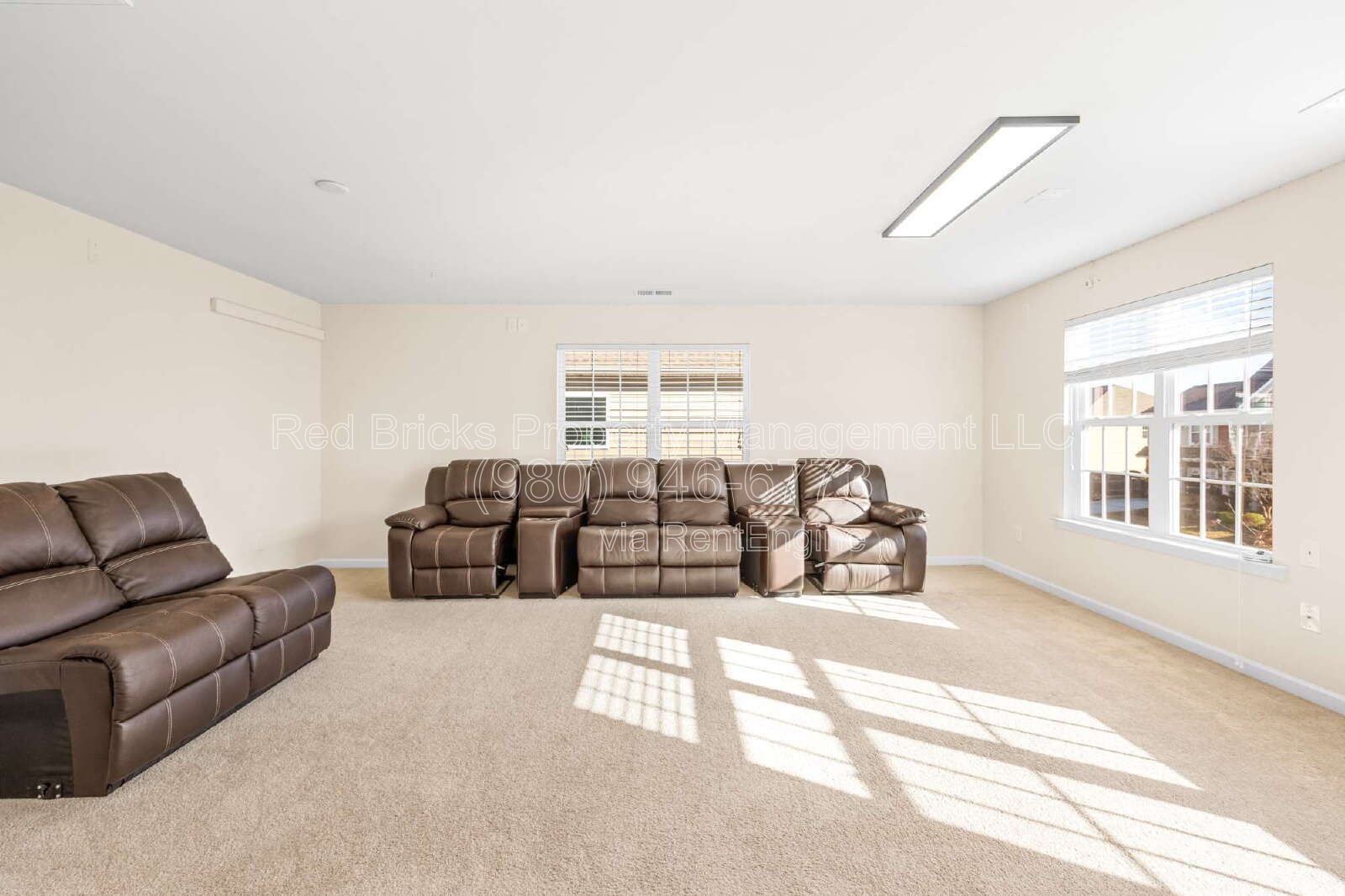 Gallery Image 18