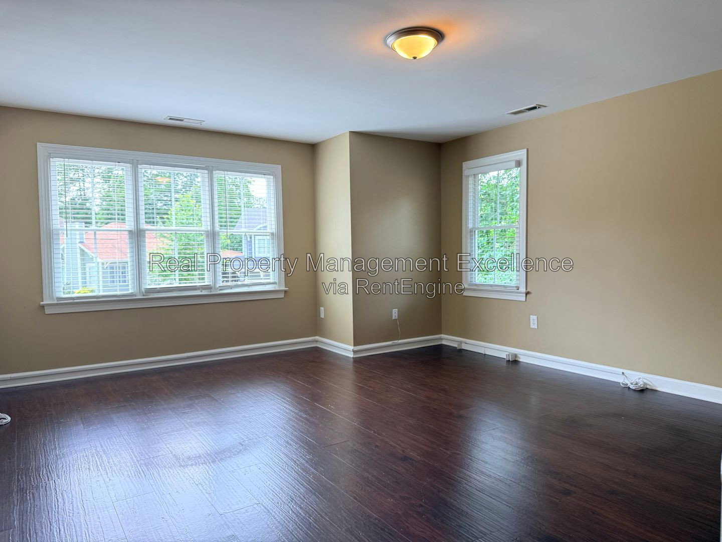 Gallery Image 38