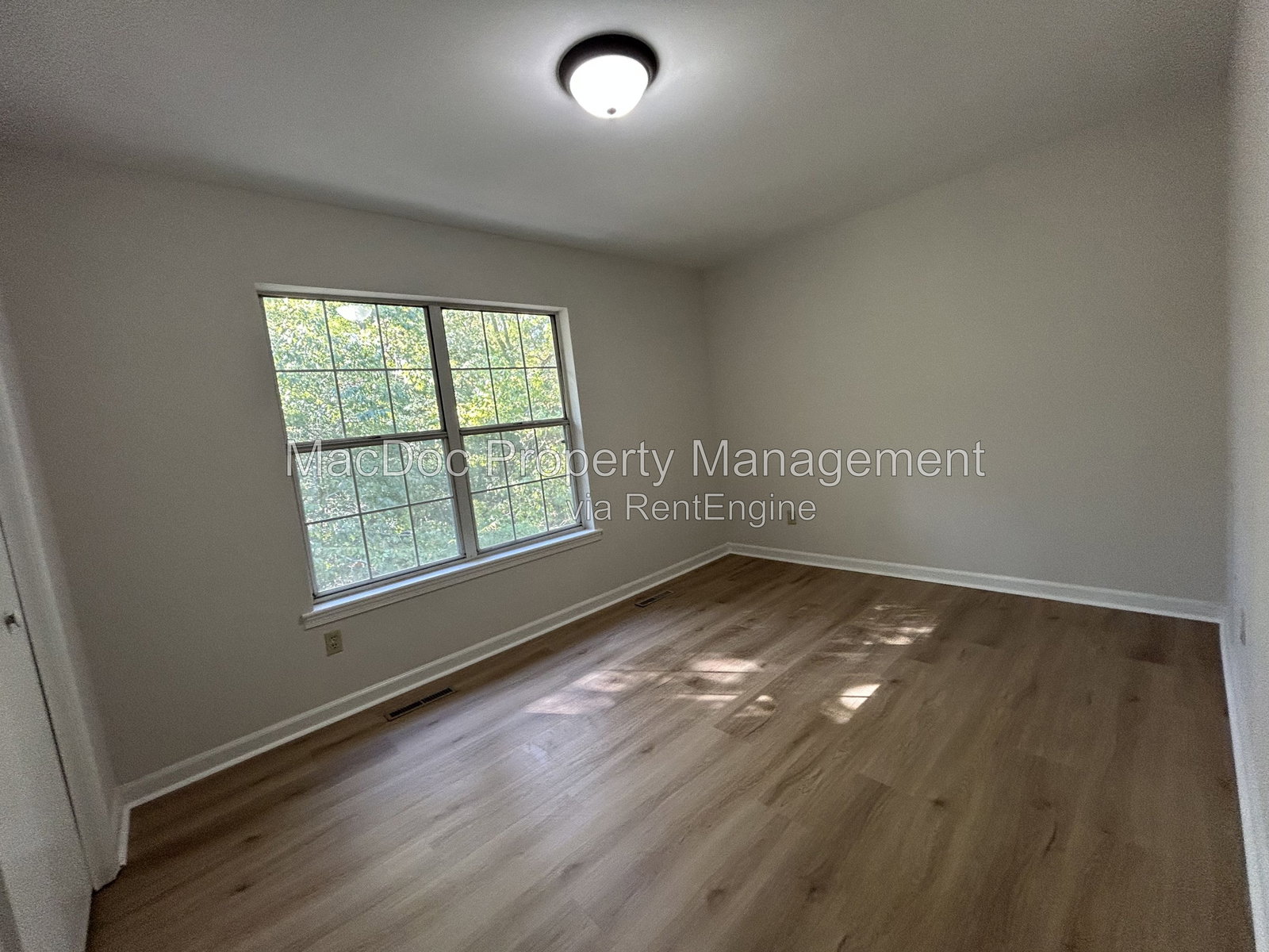 Gallery Image 18